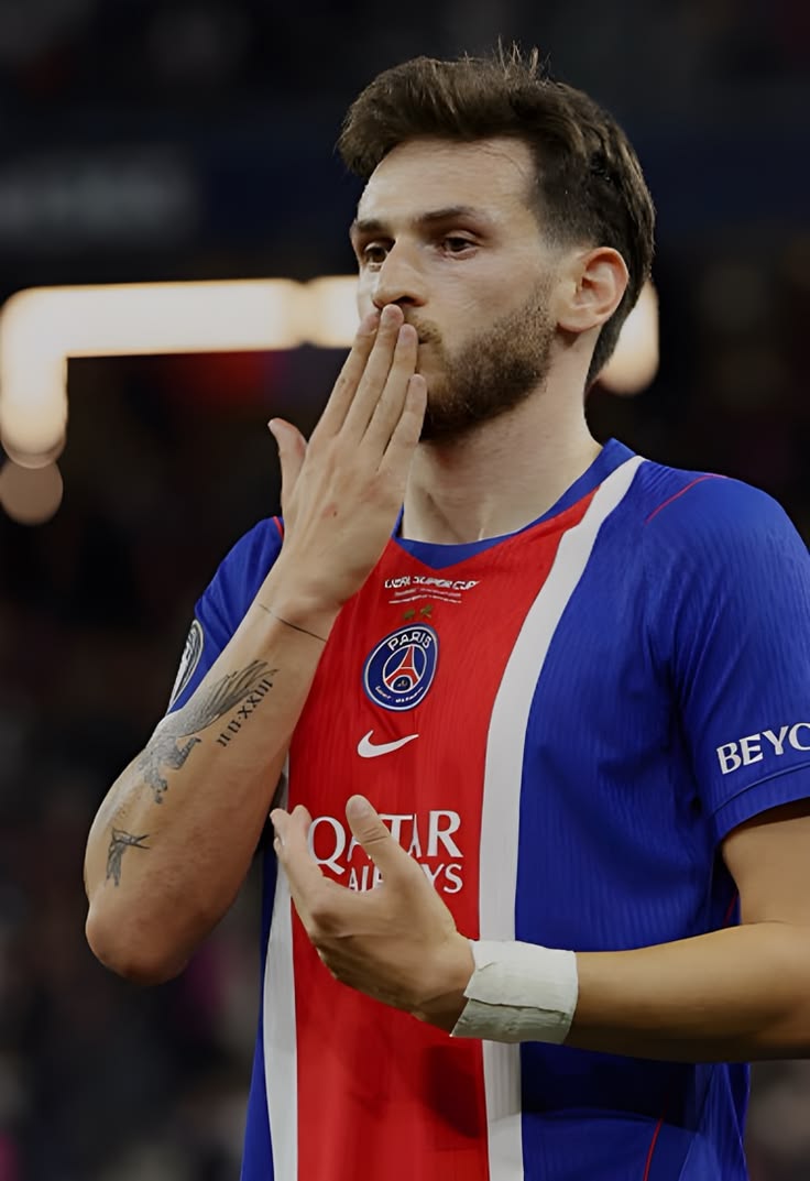 Jersey PSG 2026-2027 Local Versión para Aficionado