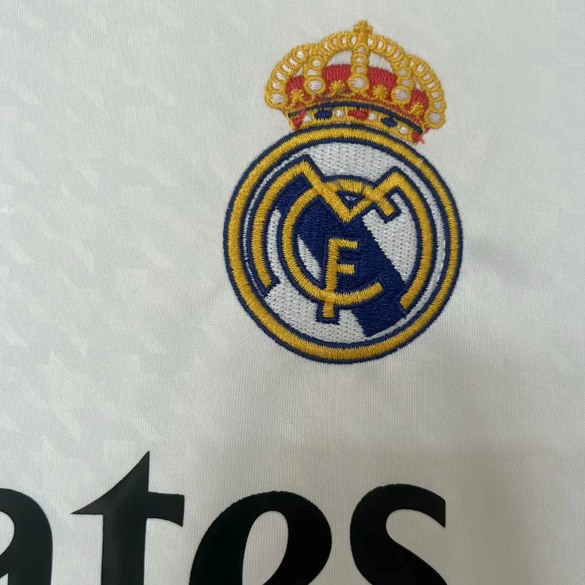 Jersey Real Madrid 2024-2025 Local Versión para Aficionado